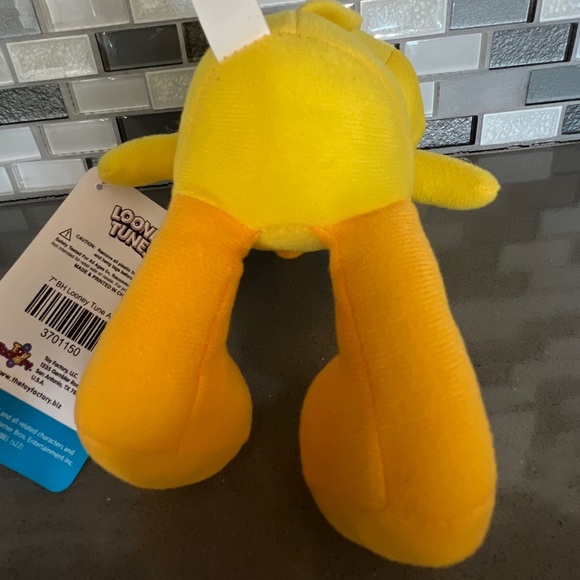 TWEETY BIRD Yellow Canary Plush Doll Figure Looney Tunes Warner Bros. / 9β / NEW - Picture 11 of 16